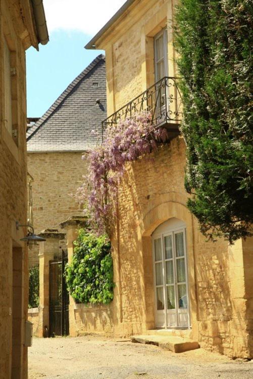 Petite Maison En Pierre Au Coeur Du Perigord Noir Proche De Sarlat Et Rocamadour Salignac Eyvigues Exterior foto